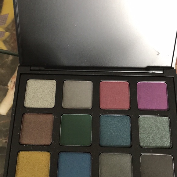 Morphe zodiac Smokey eye - Picture 2 of 3
